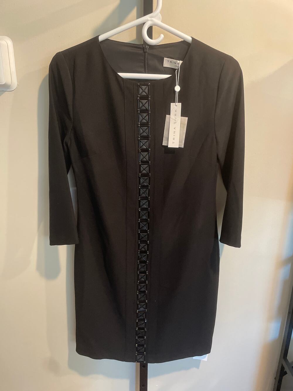 TRINA TURK Embellished Beaded Woven Sheath Dress Size 0 Black 3/4 Sleeve NEW